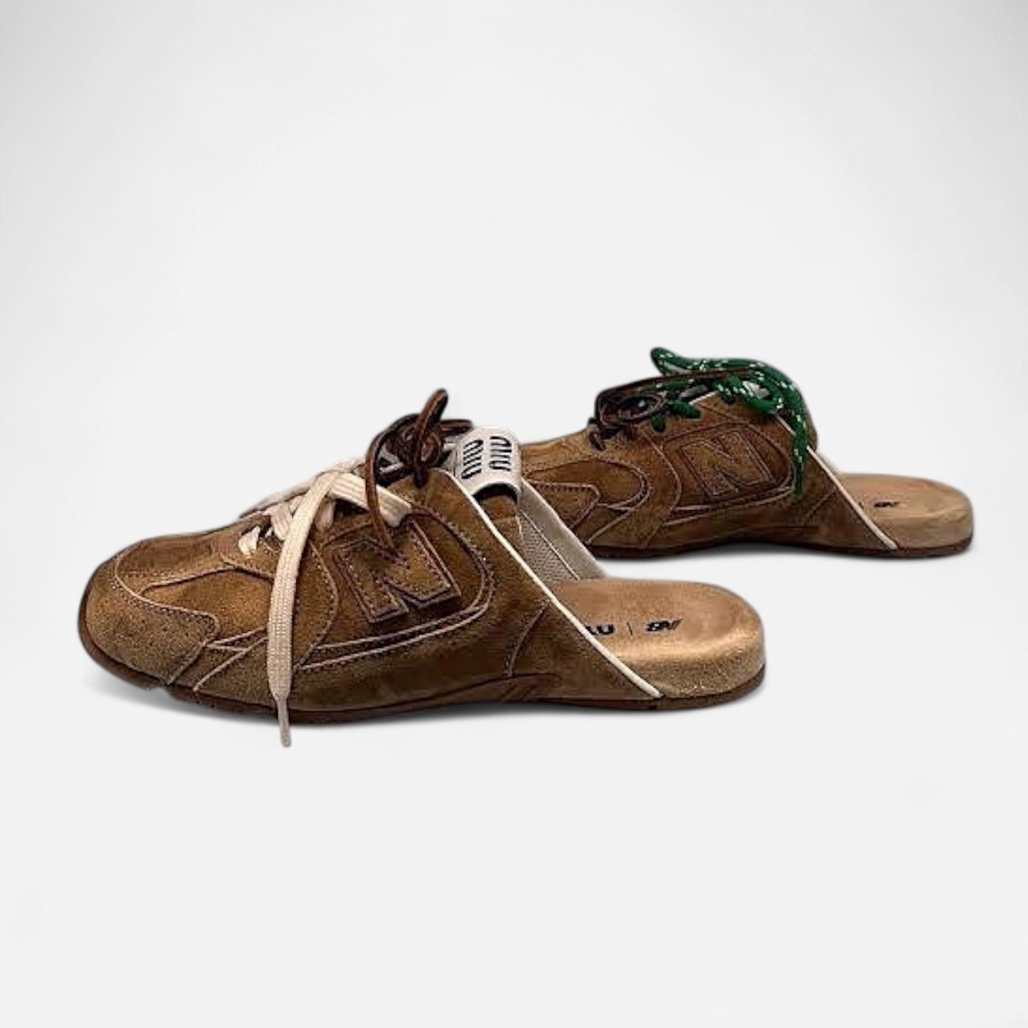 New Balance X Miu Miu ‘530 SL faded suede mules’ - Brown