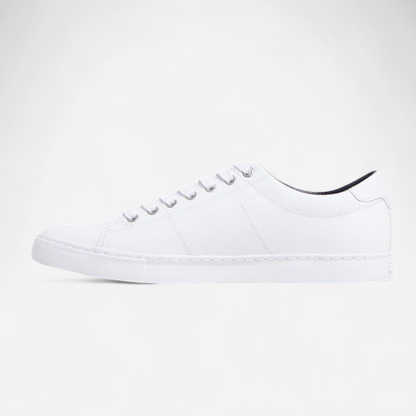 Tommy Hilfiger ‘Essential Leather with logo’ - White