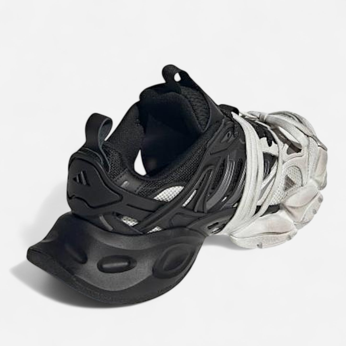 Adidas ‘XLG Runner Deluxe’ - Black & White
