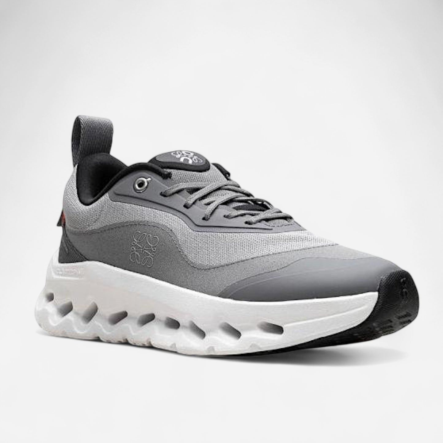 ON Running x Loewe ‘CloudTilt 2.0’ - Grey