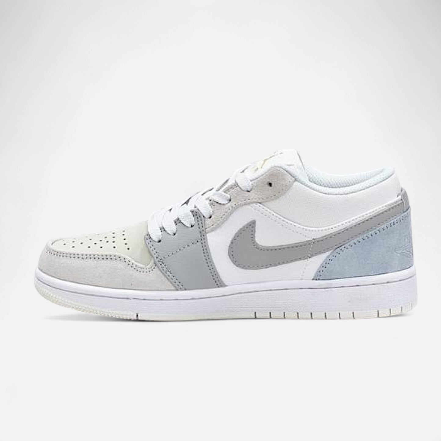 NIKE ‘Air Jordan 1’ - Low Paris
