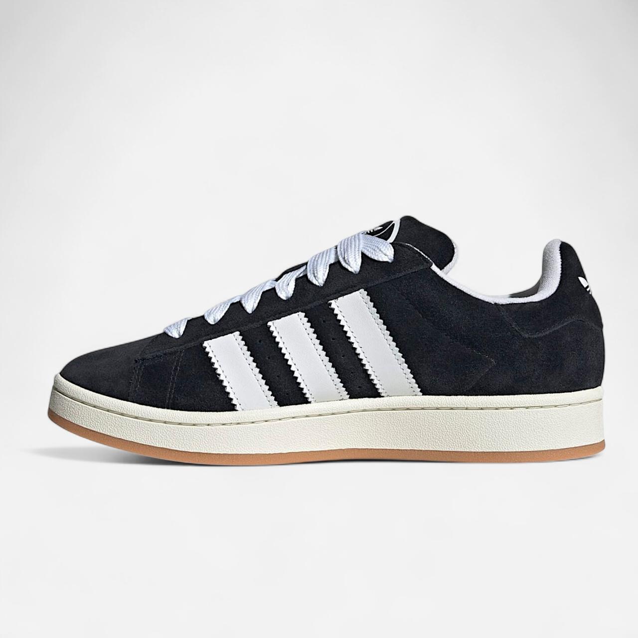 Adidas ‘Campus’ - Black & White