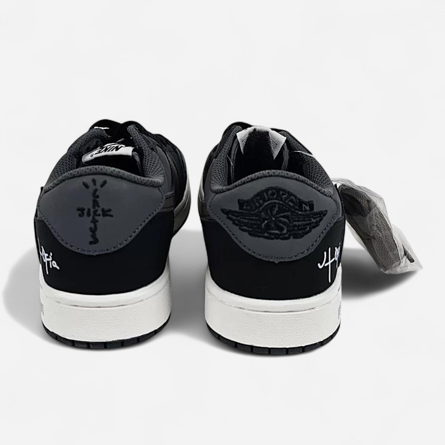 NIKE x Travis Scott ‘Air Jordan 1’ -  Low “Utopia”